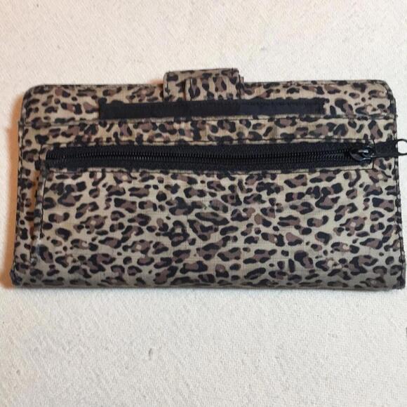 🍁American Tourister checkbook wallet. - Picture 3 of 8